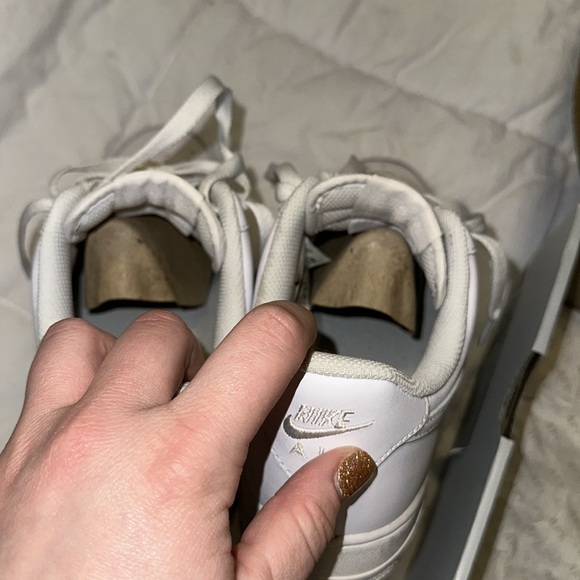 Nike Air Force I - Picture 4 of 8